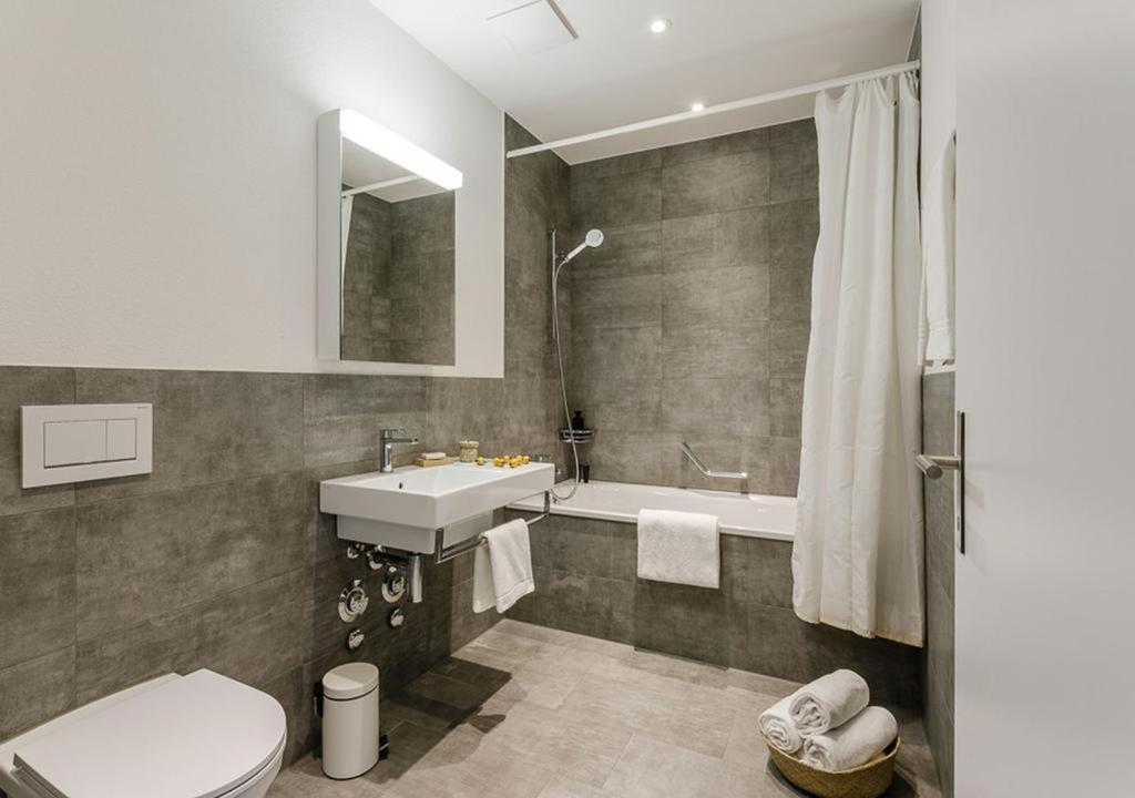 Swiss Star Home Illnau-Effretikon Екстериор снимка